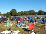 An Estimated 60k Tents Abandoned After Reading Festival Are Going To Landfill
