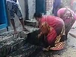 Angry Indian Women Resort To Throwing Shit At Eachother

