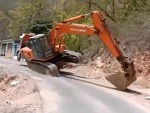 Excavator Unloading Is Wholly Unsuccessful
