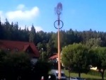 How To Do A Bad Job Cutting Down A Pole
