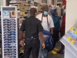 Human Garbage Flagrantly Looting A Store
