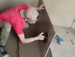 Makes Tiling Look Very Easy
